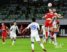 曼联谈加纳,乔转会降至,球迷惜别铁,谈球吧官网,谈球吧H5官网入口,谈球吧网站,谈球吧官网娱乐,谈球吧H5登录入口